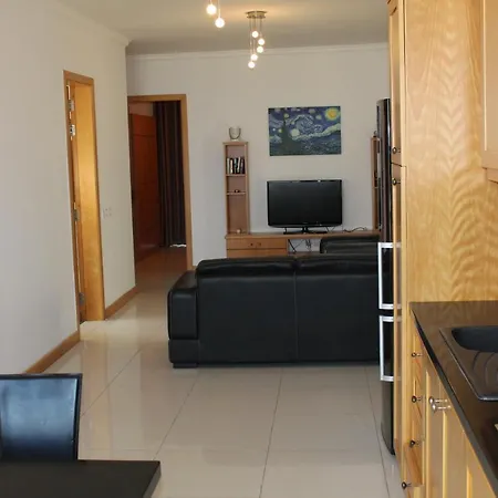 Let Me Host -danel Court * Gzira