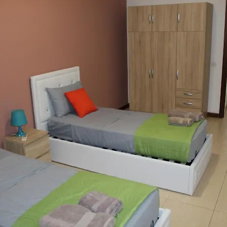 Let Me Host -danel Court Gzira