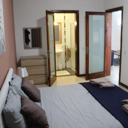 Let Me Host -danel Court * Gzira
