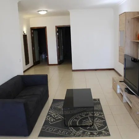 Let Me Host -danel Court Gzira