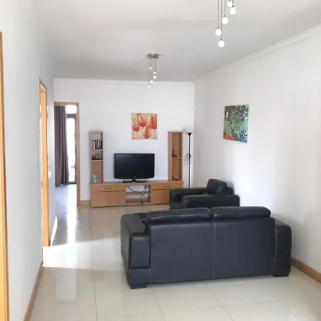 דירה Let Me Host -danel Court Gzira